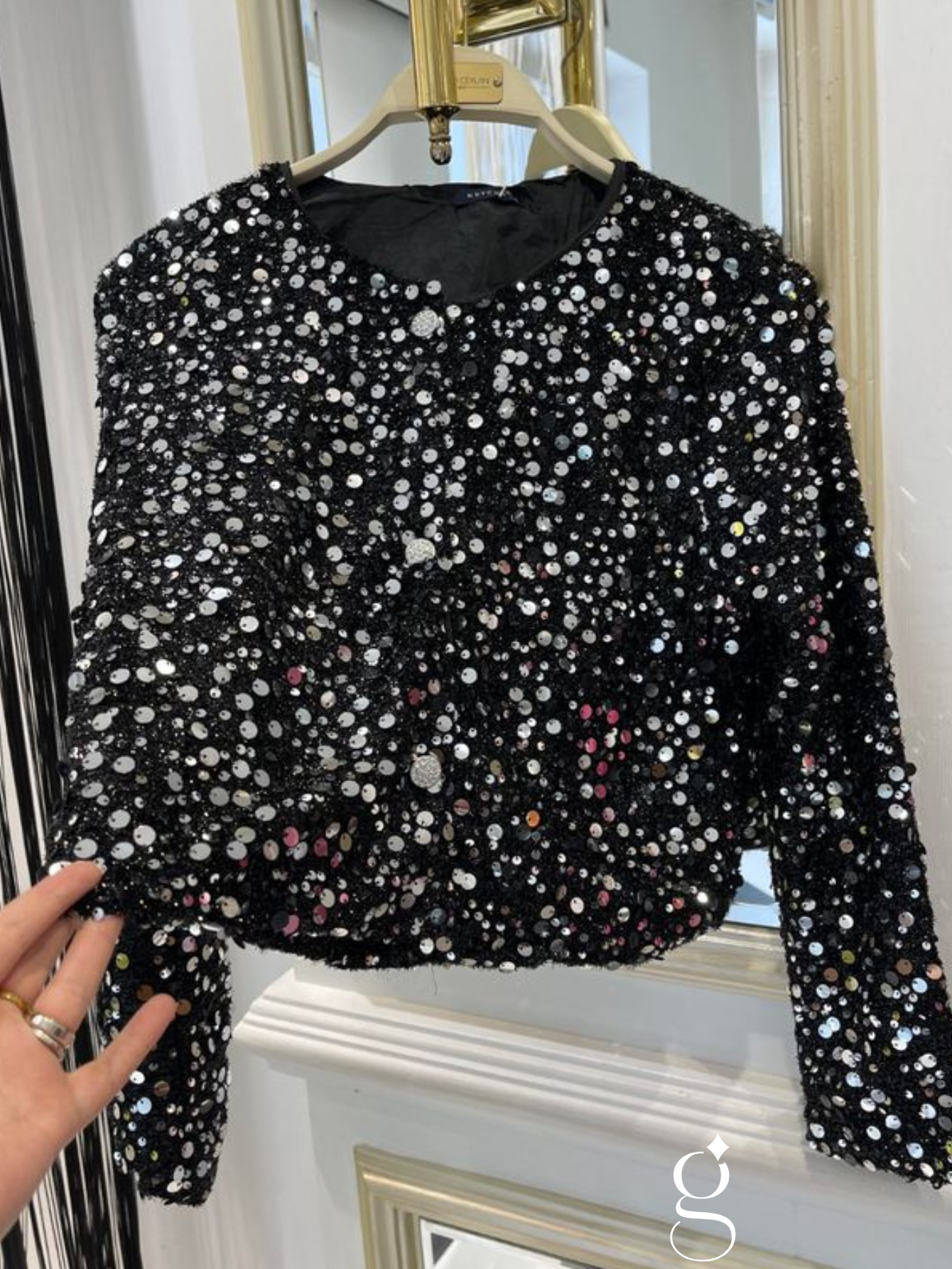 Blazer Cropped em Tweed com Lantejoulas