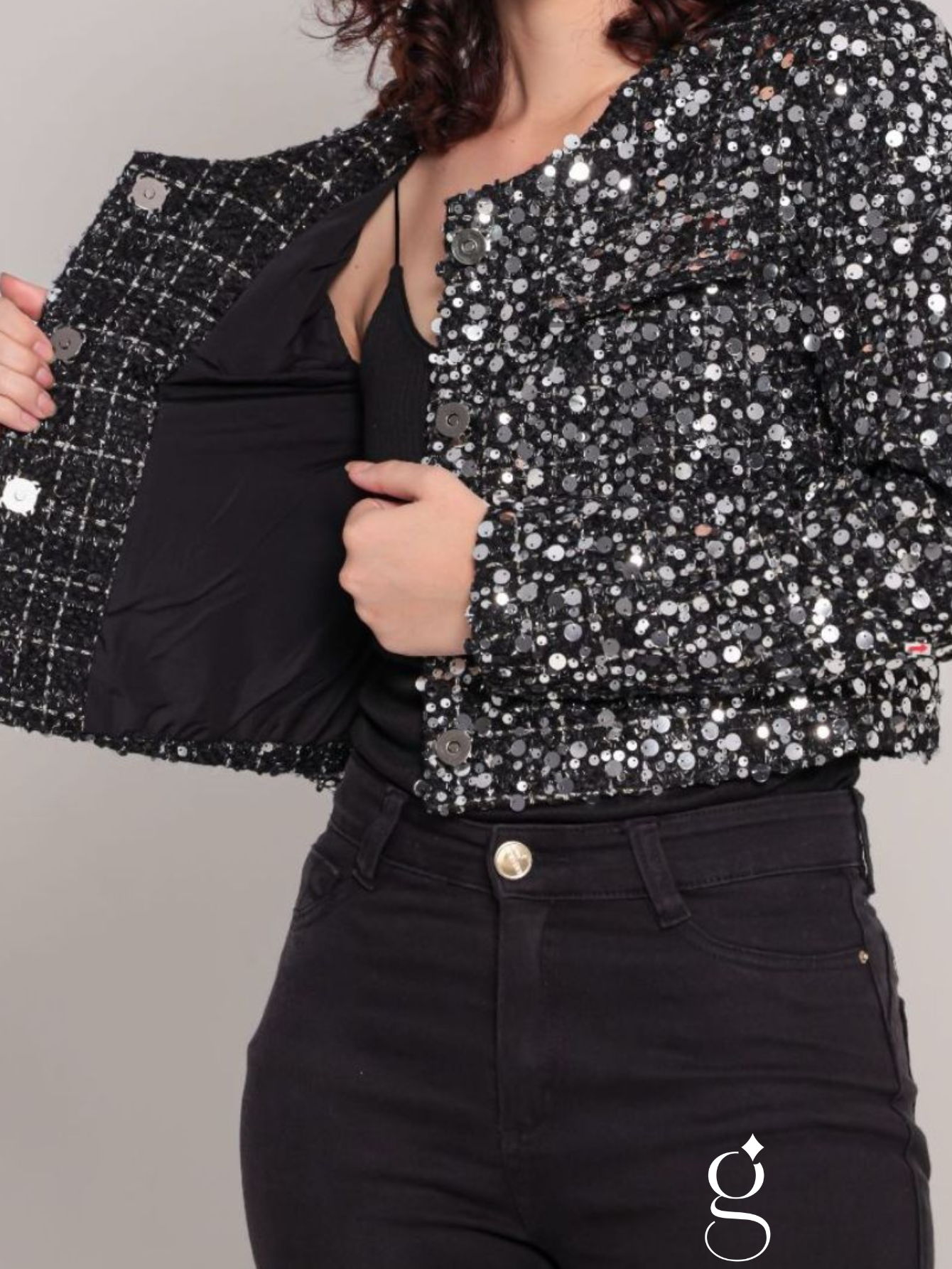 Blazer Cropped em Tweed com Lantejoulas